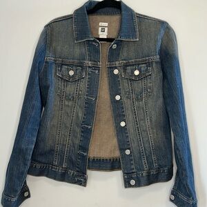 Gap Darker Two Tone‎ Washed Women’s Denim Jean Jacket